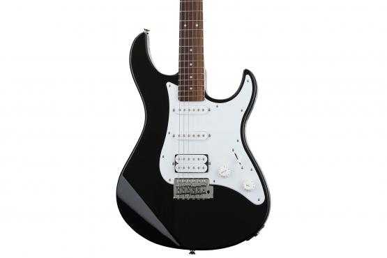 Yamaha Pacifica 012 (Black): 2